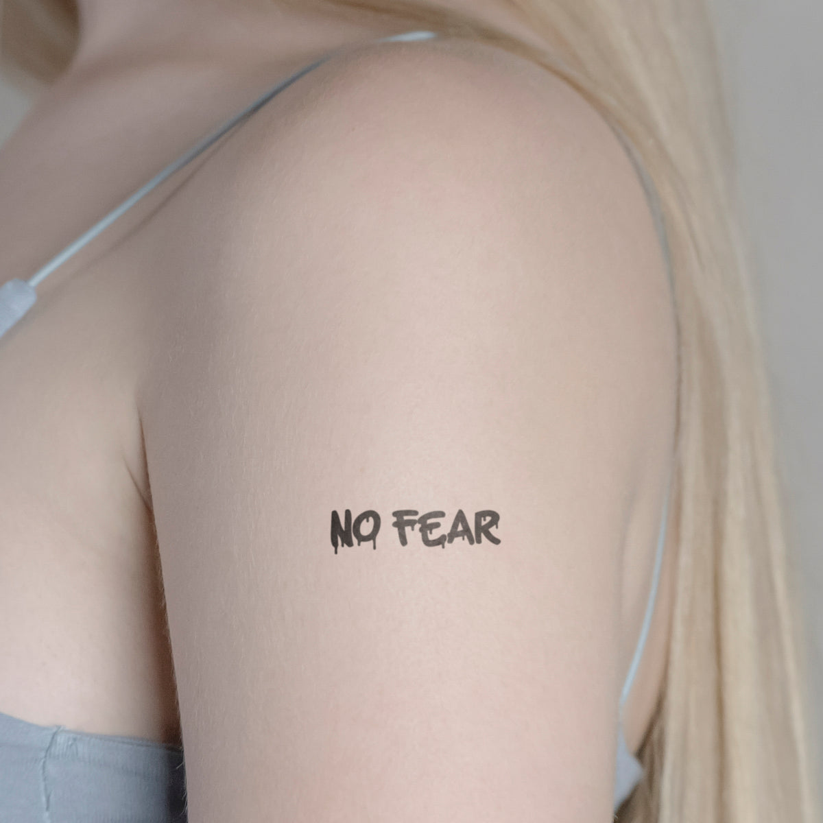 NO FEAR Tattoo von minink, der Marke für temporäre Tattoos.
