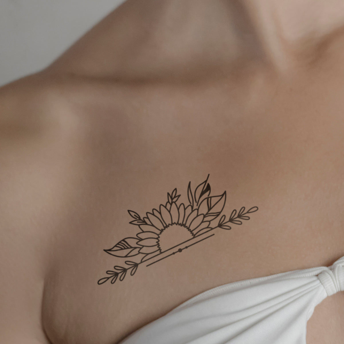 Sonnenblumen Traum Tattoo von minink, der Marke für temporäre Tattoos.